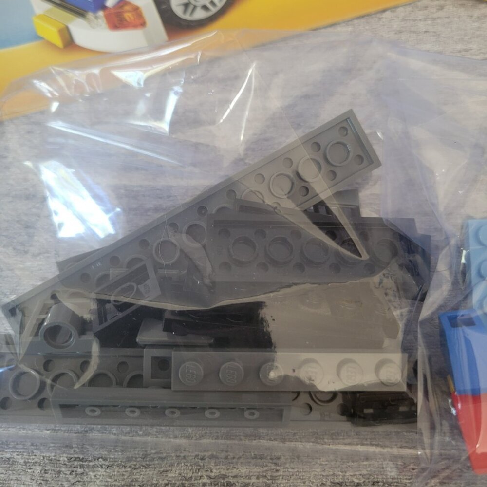 Lego Creator Blue Roadster 3 in 1 6913 - Picture 6 of 8